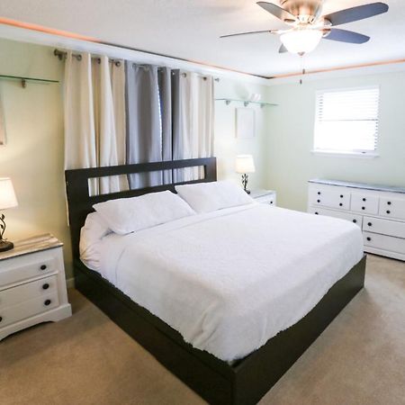 Pool & Hot Tub Home W Game Room! 1 Mile To Beach! Jacksonville Beach Bagian luar foto